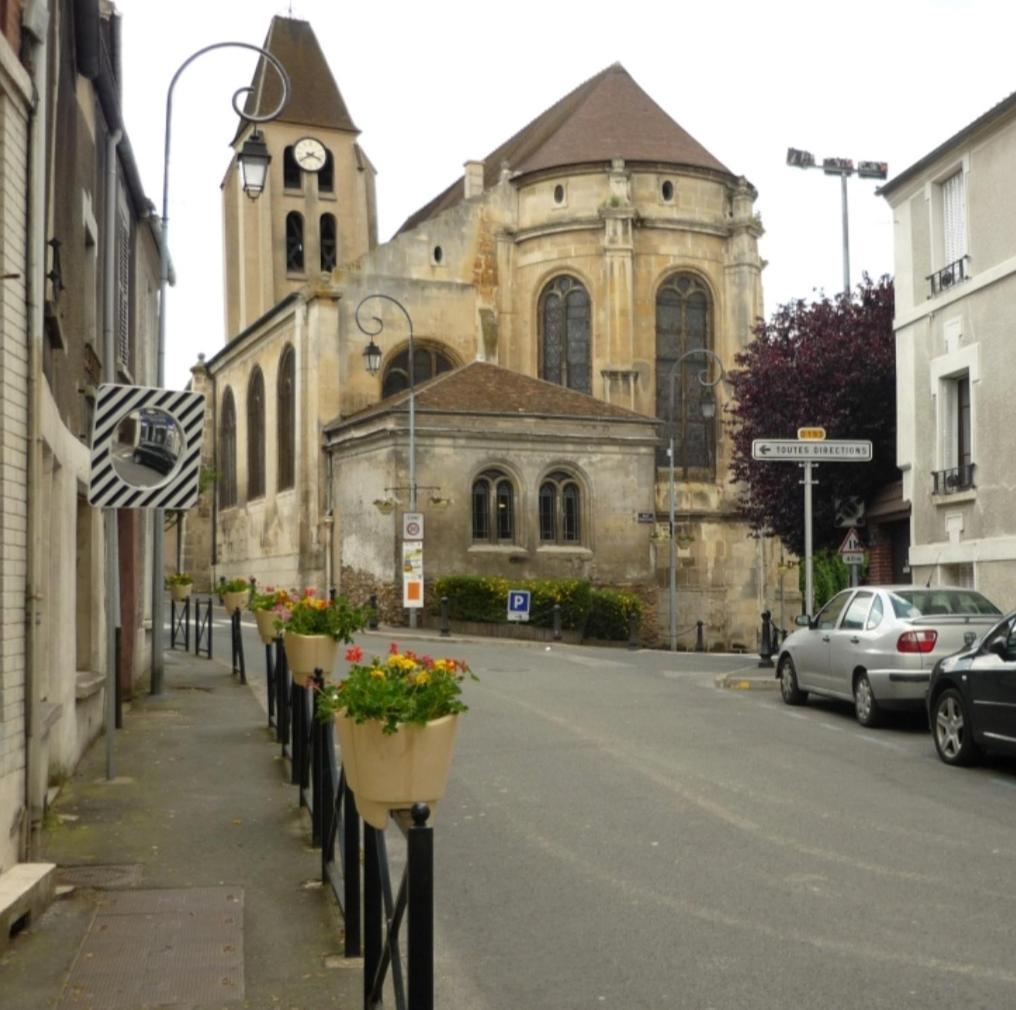 Prive A 15mn De Paris Et Proche Enghien Les Bains Apartment